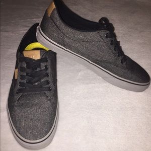 vans men's atwood deluxe ultra cush sneaker
